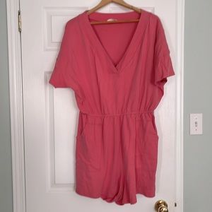 Short jumpsuit/play suit with pockets